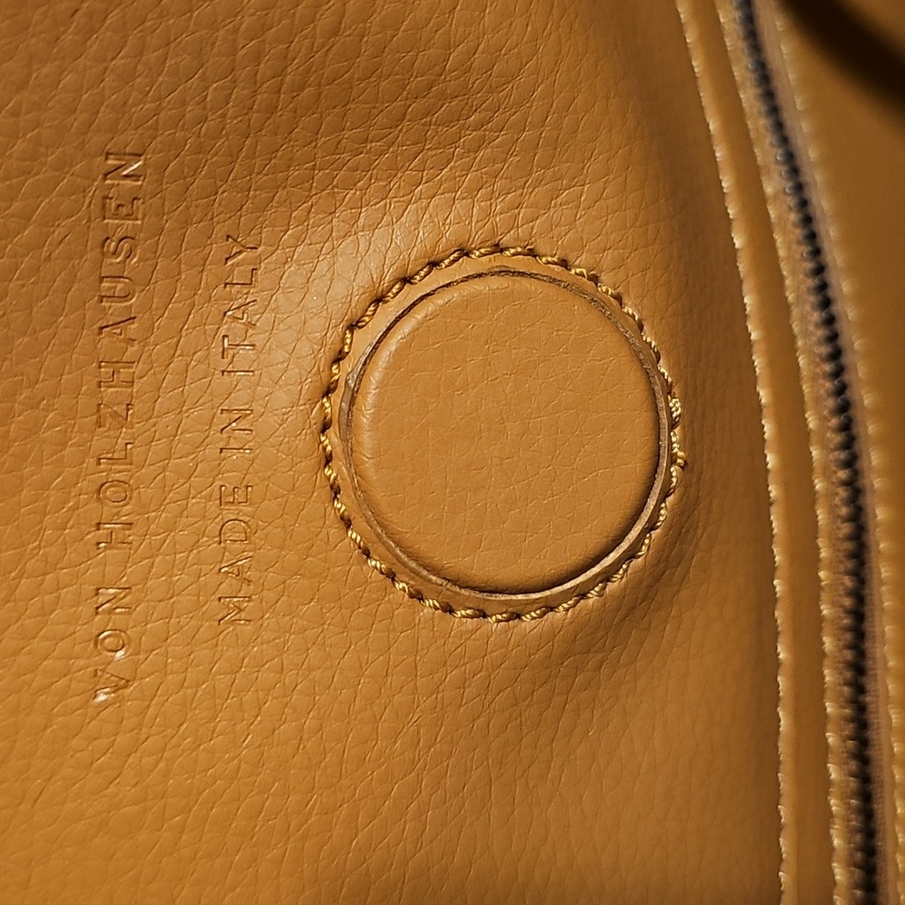 Authentic Vegan Medium Shopper - Picture 10 of 12